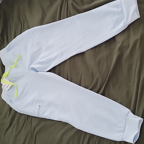 Figs Scrubs - Picture 2 of 3